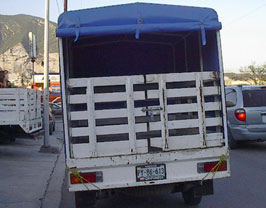 lona-atras